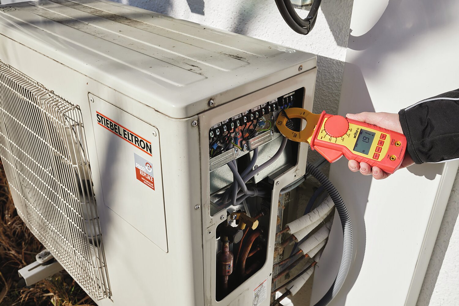 111590-a3